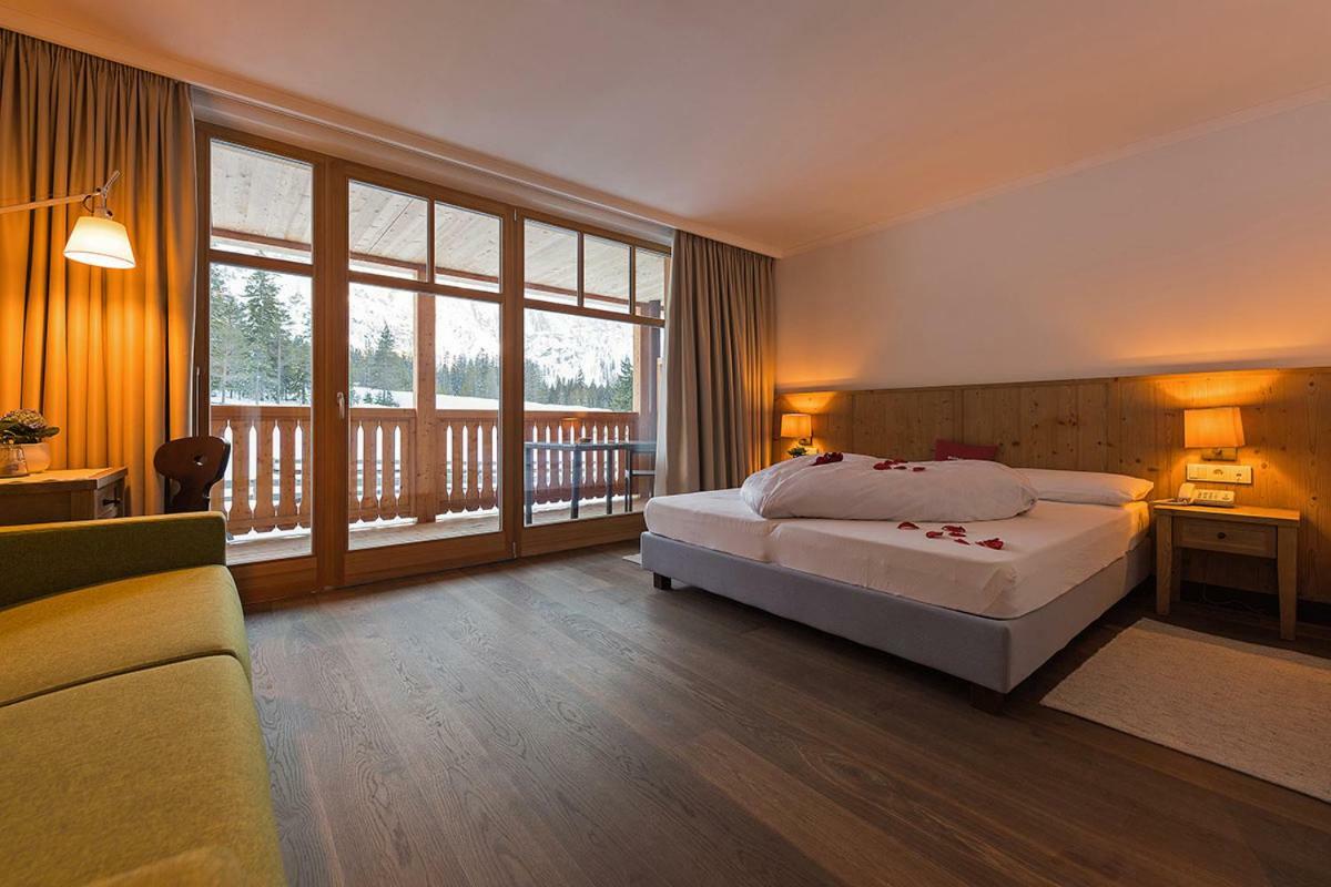 Alpin Natur Hotel Brueckele Braies  Extérieur photo